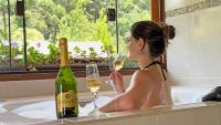 Suite with Hot Tub