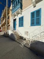 Traditional Maltese Sea View Apartment - B&B Kalkara