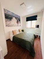 One-Bedroom Apartment with Sea View