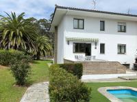 La Casina de Rodiles - Bed and Breakfast