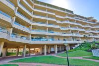 Sands Beach Breaks Luxury Beach Front Ballito - B&B