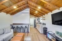 Cedar City Studio Retreat Patio, Fire Pit and Grill - B&B