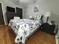 Fantastic 3BR Close to Botanical Gardens and Airport - Bed and Breakfast Norfolk