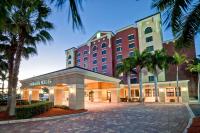 B&B Estero - Embassy Suites Fort Myers - Estero - Bed and Breakfast Estero