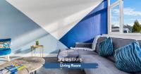 Tipton 3 Bedroom House Garden Sleeps 7 - JRR Stays - Chambres d'hôtes Coseley