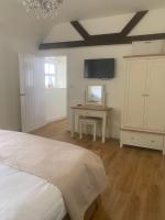 Chillout!! Sussex Flint Cottage- HotTub - Goodwood - Chambres d'hôtes Eartham