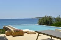 Makria Miti Luxury Villa