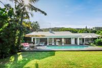 Luxury Private Beach Villa centrally located. - B&B