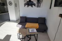 Nauticap, Joli T2 rénové, piscine, parking, 200m plage - Chambres d'hôtes Le Cap d'Agde