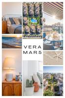 Apartamento ROSA del MAR Playas de Vera Ático en Primera Línea de Playa Piscina al Aire Libre Aparcamiento Gratuito WiFi Muy Rápido Acogedor con Calefacción - B&B Vera