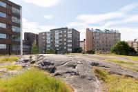 Family home in Kallio beside metro w/ free parking - B&B