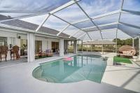 Port St Lucie Canal-Front Home with Heated Pool! - B&B