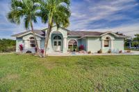 Port St Lucie Canal-Front Home with Heated Pool! - B&B Port Saint Lucie