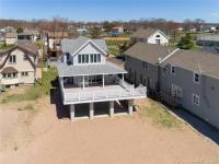 Cozy Beach - Direct Waterfront! - B&B