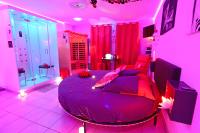 Love Room à deux pas de l'Océan avec Hammam, Sauna et Bain à 2 :-) - B&B