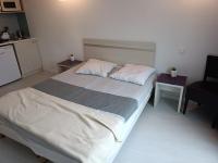 B&B Lourdes - Studio proche gare avec parking - Bed and Breakfast Lourdes