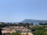 Studio refait à neuf, vue mer, proche des plages et des commerces... - Chambres d’hôtes