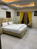 B&B Rawalpindi - Brand New 2-Bed: Modern Comfort in Every Detail - Bed and Breakfast Rawalpindi