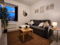 SuperValue Suite 6 - Fast WiFi, Hotel Linen, Keyless Entry, City only 10 Mins - BY PROPERTY PROMISE - B&B