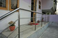 Luxurious 3 BHK Independent Cozy Corner Homestay - Bed and Breakfast