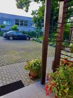 Urocze Mieszkanie 1 z parkingiem - Chambres d'hôtes Katowice