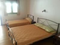 Studio Triple Standard