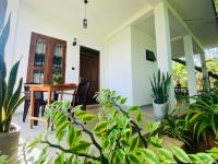 B&B Sigiriya - Dimuthu Green Villa - Bed and Breakfast Sigiriya