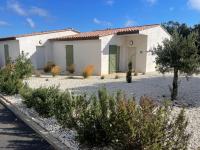 Bonifacio 5 minutes du port et plage - clim & piscine - B&B Bonifacio