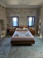 B&B Mína - Rigas stone tower east Mani 1 - Bed and Breakfast Mína