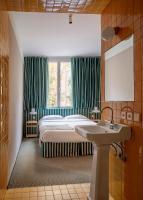 Camera Matrimoniale con Vista Giardino