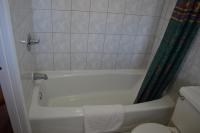 2 Queensize Bedden