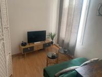 LE BELFORT 2 Studio lunimeux Quartier les halles - B&B Narbona