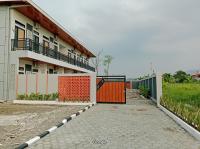 De'kost & homestay tegal - B&B Lebaksiu