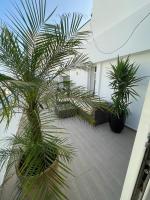 Central, terrasse, confortable - Bleue résidence - B&B
