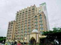 Private Studio Viana Court Service Apartment 2 with private parking - Bed and Breakfast