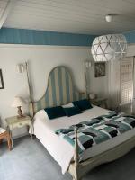 B&B Le Grand Vieil - LES CHENES VERTS - Bed and Breakfast Le Grand Vieil