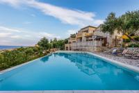 Villa Ionia with pool and sea view - B&B