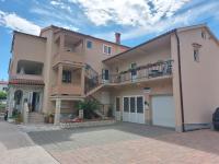 Holiday apartments Ružica - NEW RENOVATED - Ferienwohnung Rab