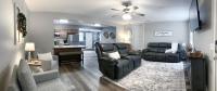 The Cottage House on the Blue Mile - Family Friendly, Close to GSU! - B&B