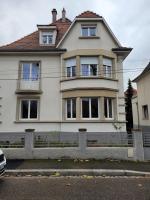 Le cocon d'Emma, appartement bourgeois avec terrasse, et parking gratuit dans maison de Maître - Ferienwohnung