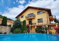 Pensiunea Dunavis - B&B Orşova