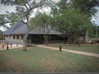 Kubu Bush Lodge - B&B