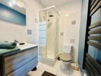 Charmant studio rénové, quartier Saint Michel, proche centre-ville - Les Sables - B&B
