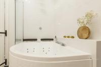 Suite di charme con Jacuzzi - di Grazia Cagliari - B&B Cagliari