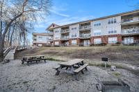 Sunsets on Lake Marion: 2BD Lakefront Luxury Bliss - B&B