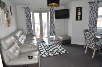 Spacious 1 Bedroom Apartment In Wigan - Chambres d’hôtes