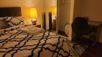 B&B Winnipeg - Two luxury bedrooms in the basement - Bed and Breakfast Winnipeg