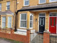 47 Elmville Avenue - B&B