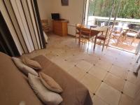 Studio coin-nuit avec balcon et parking à Sainte-Maxime - FR-1-780-41 - Chambres d'hôtes Sainte-Maxime