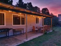 Cobden & Wills & Studio - B&B Bright